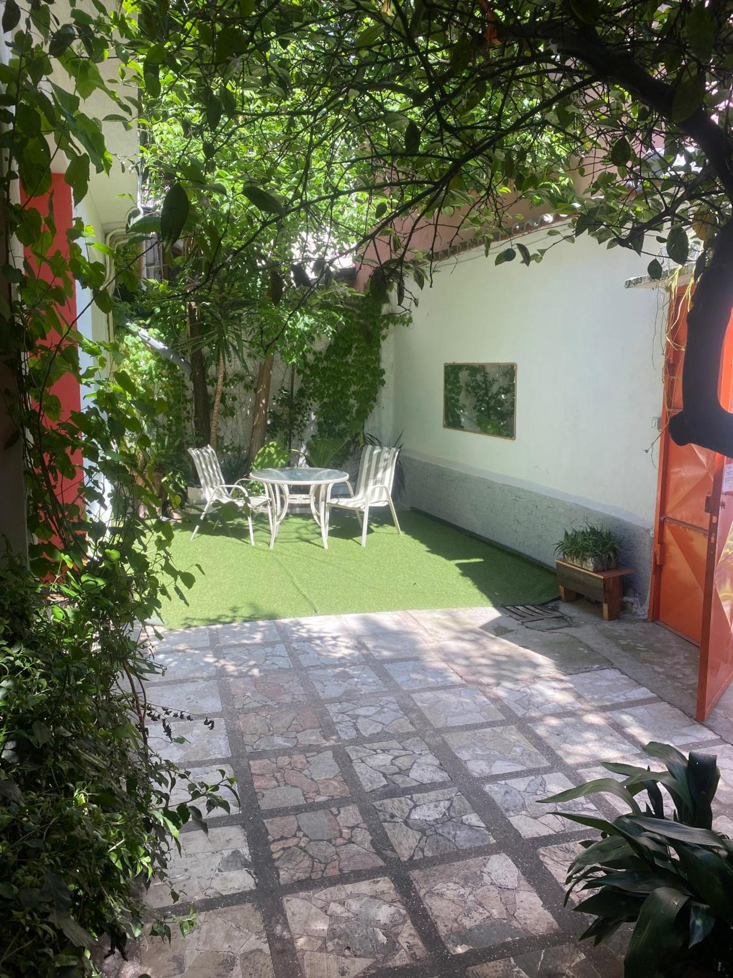 Trip'N'Hostel Chill Zone Tiranë Luaran gambar